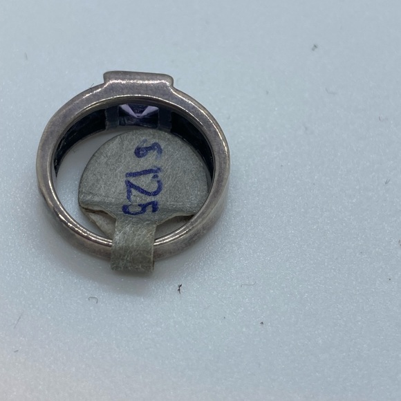 BOGO50 Sterling silver amethyst ring - Picture 4 of 6